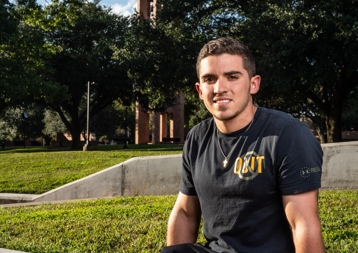 Profile Photo: Josh Raies