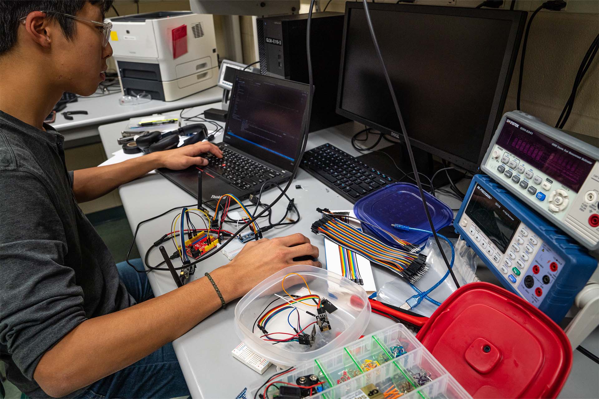 Students working in the Microcomputer Design Lab