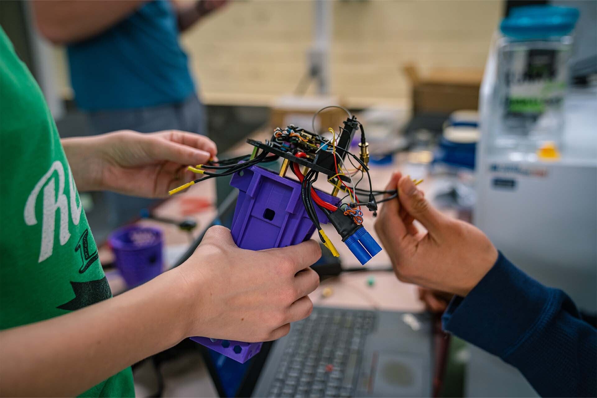 Students working in the Rocket Engineering and Design Lab