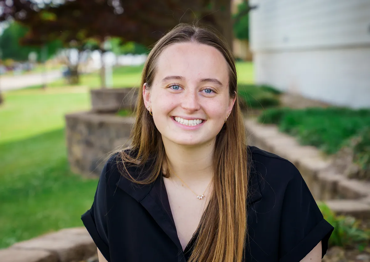 Profile Photo: Bella Moffitt