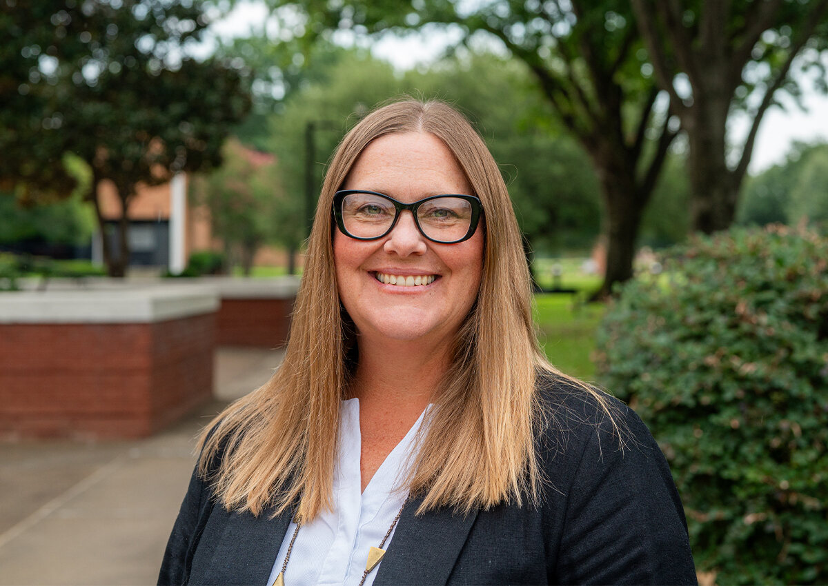 Profile Photo: Kristin Mezey