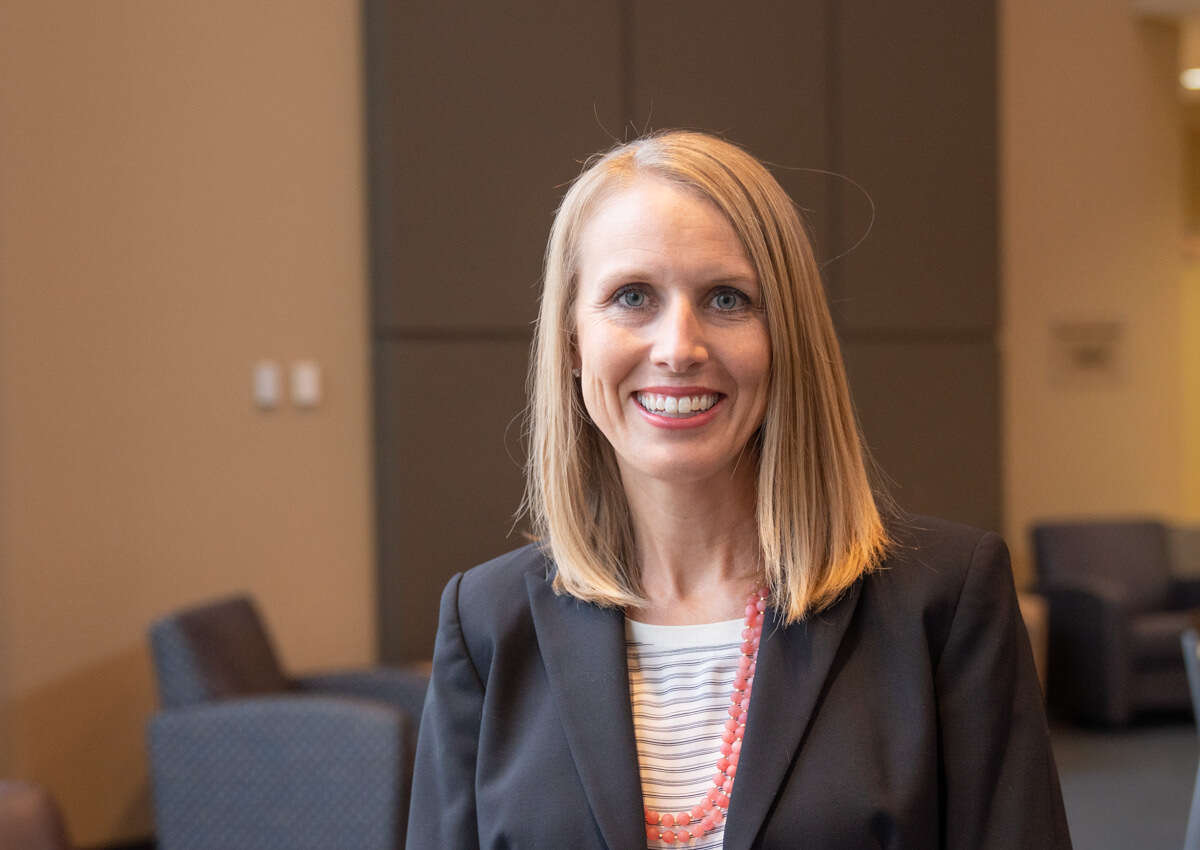 Profile Photo: Julie Livesay